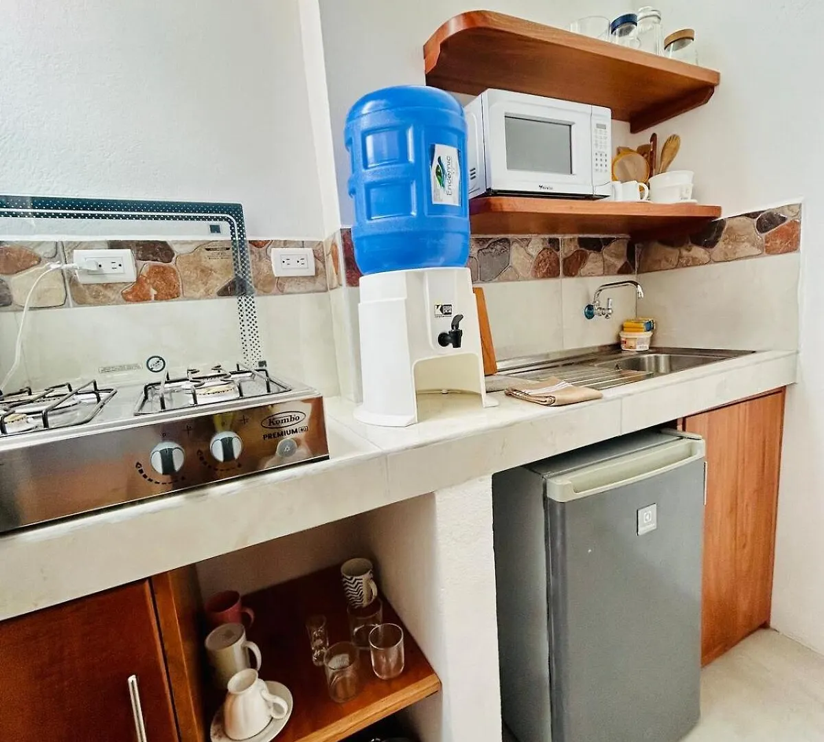 Apartment With Balcony And Access To Terrace Puerto Ayora  0*, Puerto Ayora (Galapagos Islands)