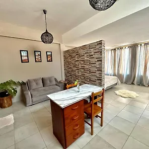 Apartment Hermosas Cercanas A Todo, Puerto Ayora (Galapagos Islands)